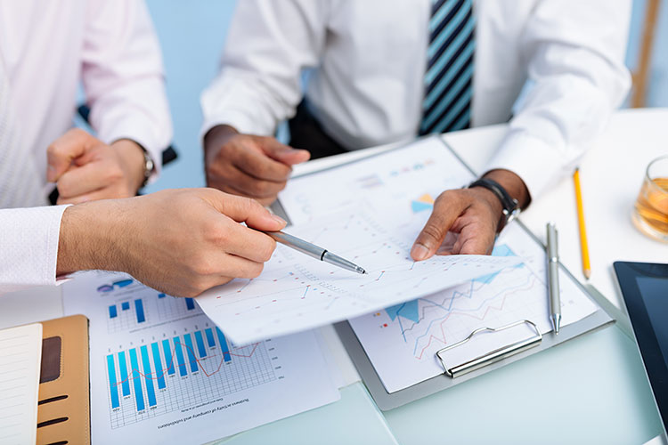5 Reasons you need a Financial Advisor